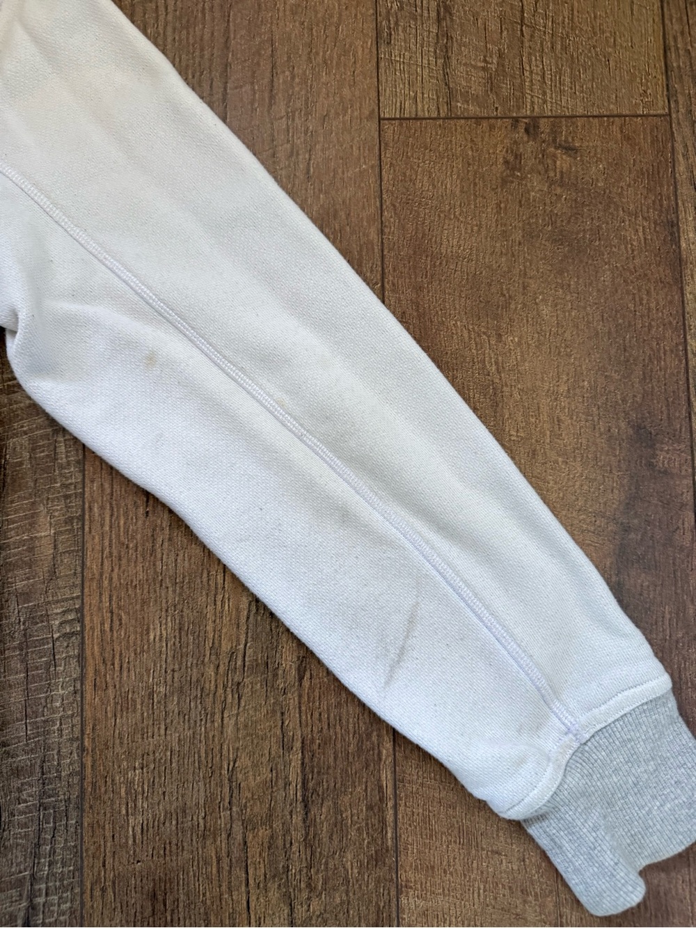 Lululemon Men's Hooded Two-Tone Zip Up Sweater in Off-White and Gray - Picture 4 of 4